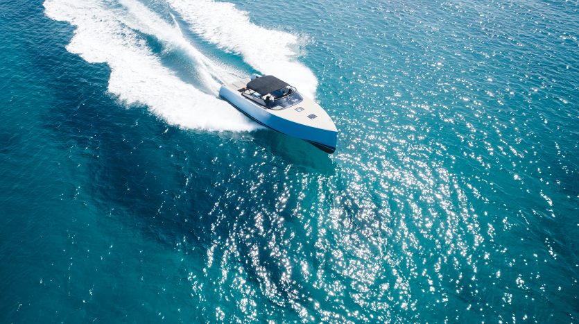 VAN DUTCH 40 – BLUE STEEL