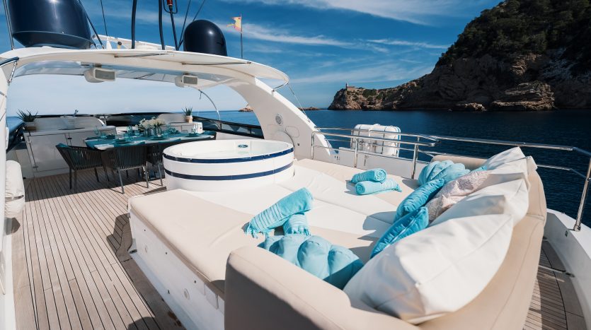 MAIORA 99 – LADY KC