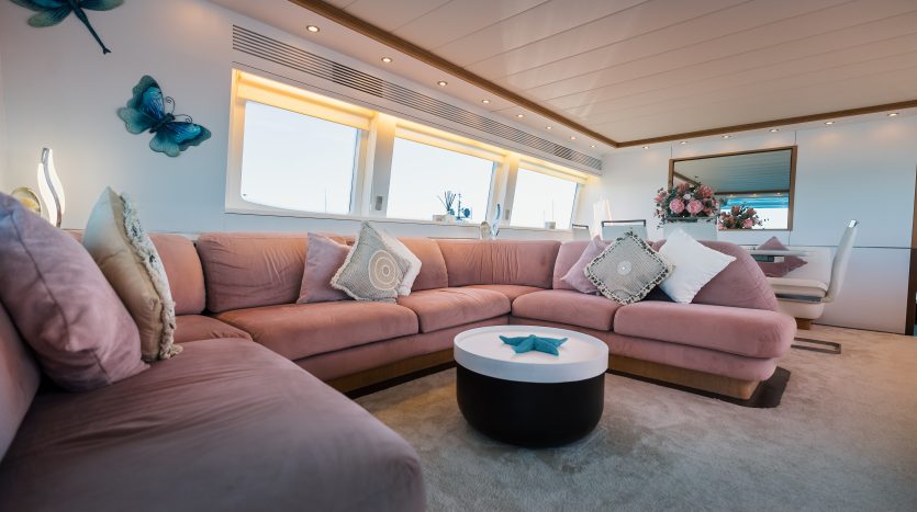 MAIORA 99 – LADY KC