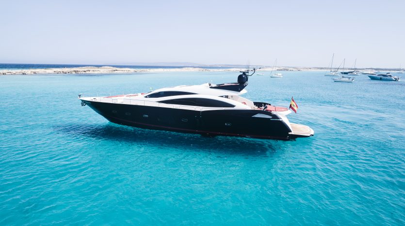 SUNSEEKER PREDATOR 92 – NOVA 92