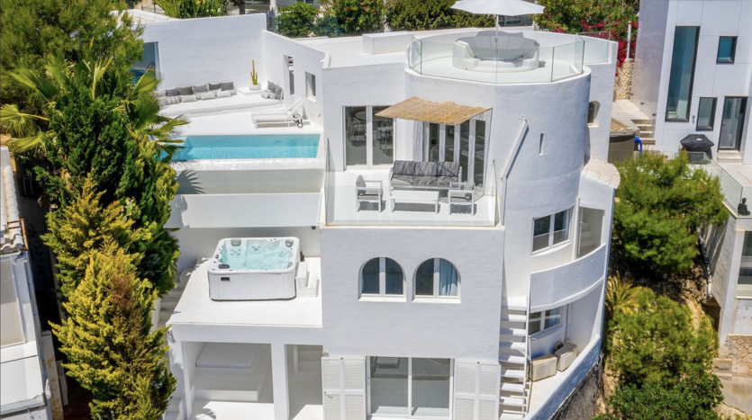 Villa White